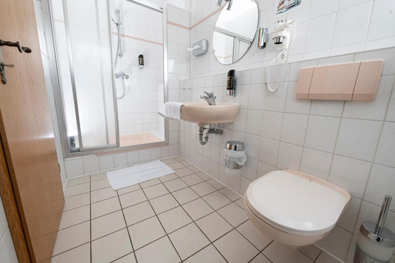 Zum Alten Faehrhaus - Bed & Breakfast Wrohm Екстер'єр фото