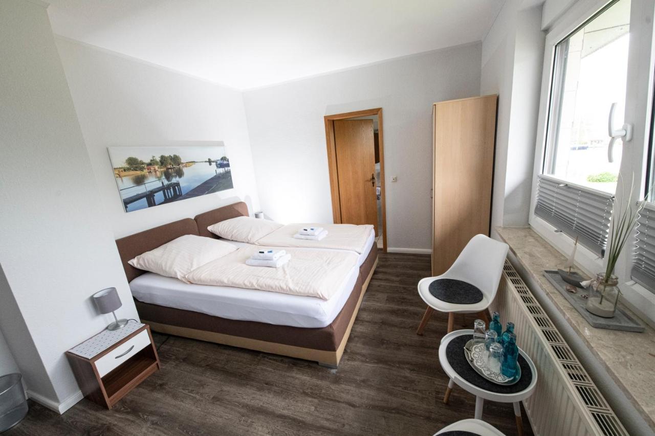 Zum Alten Faehrhaus - Bed & Breakfast Wrohm Екстер'єр фото