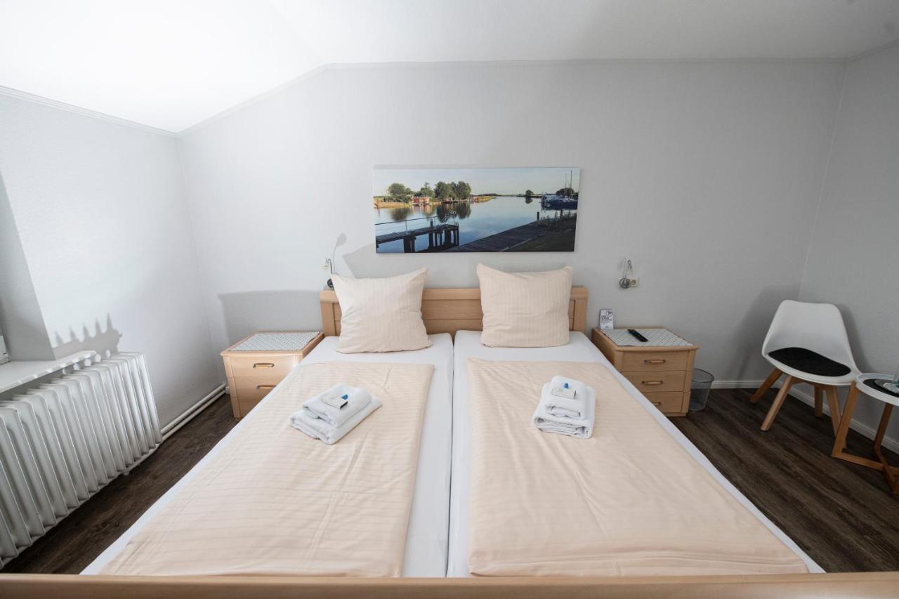 Zum Alten Faehrhaus - Bed & Breakfast Wrohm Екстер'єр фото